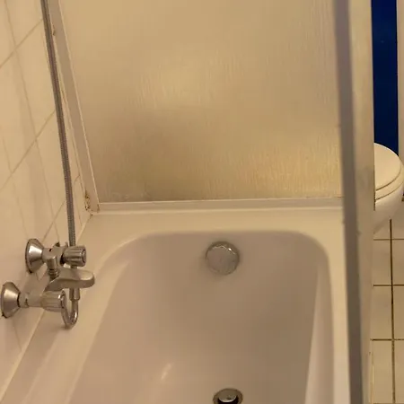 Boat-apartment Hoop Aparthotel 3*